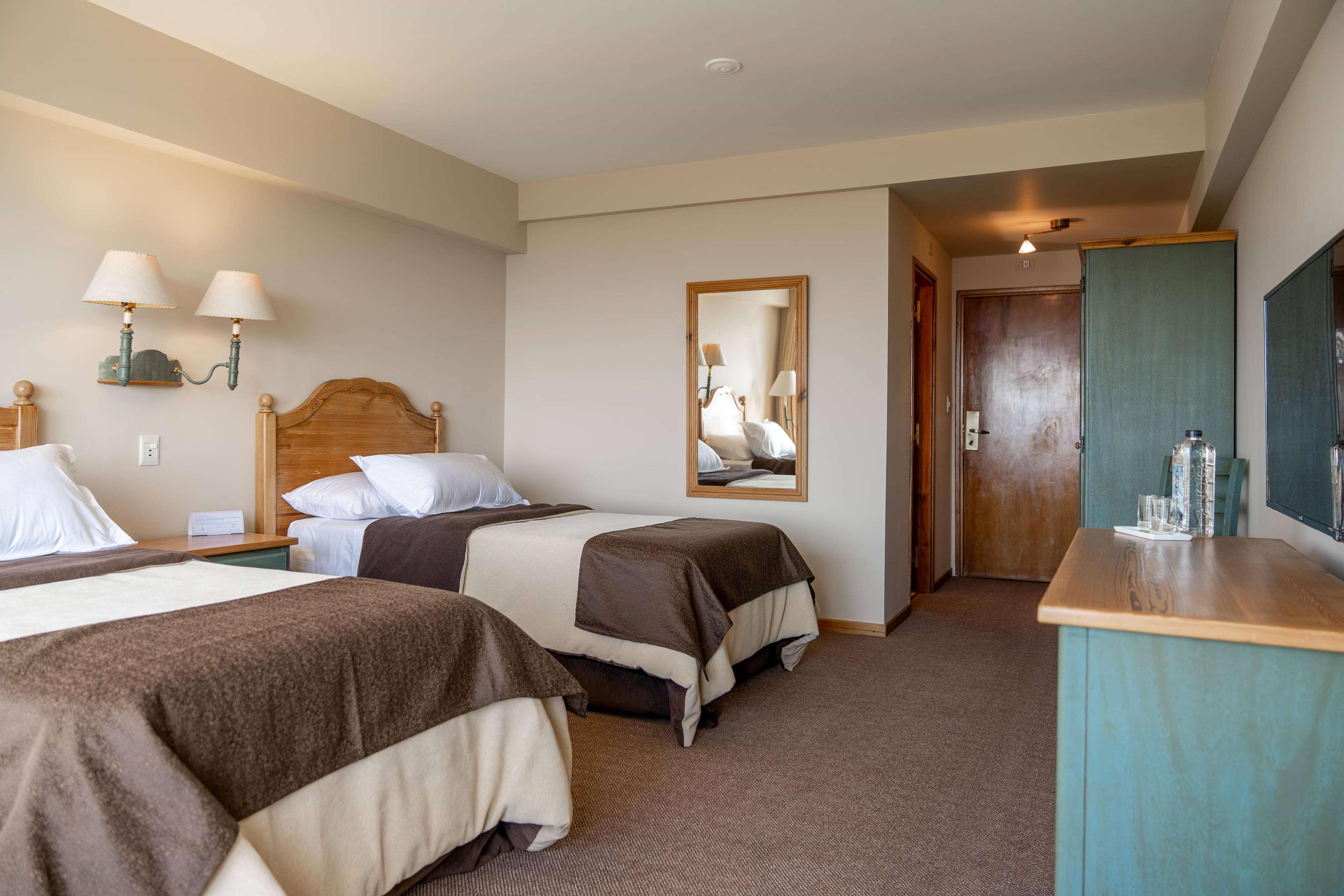 วินด์แฮม การ์เดน อูชัวยา โฮเต็ล เดล กลาเซียร์ Hotel อูซัวยา ภายนอก รูปภาพ