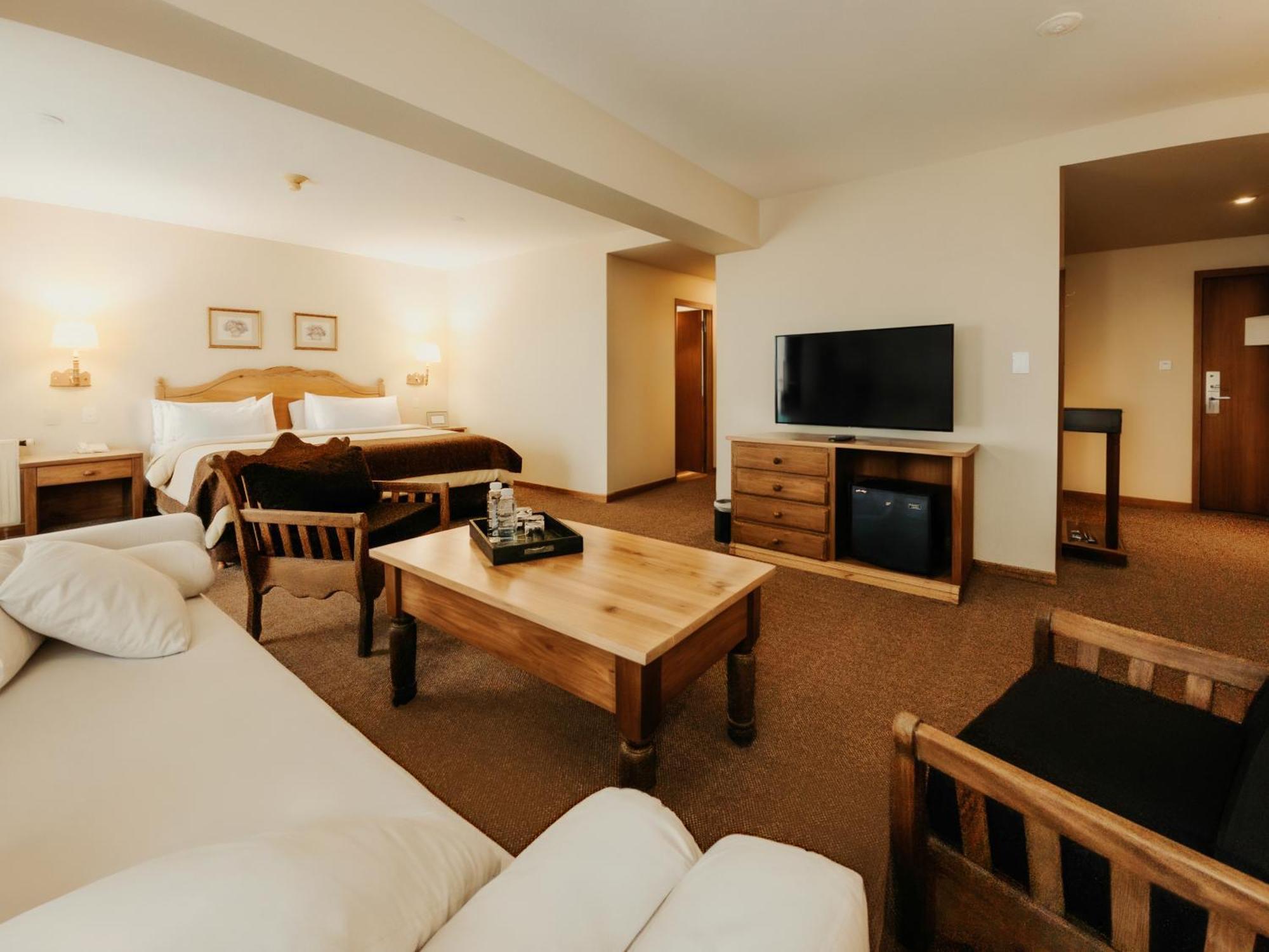วินด์แฮม การ์เดน อูชัวยา โฮเต็ล เดล กลาเซียร์ Hotel อูซัวยา ภายนอก รูปภาพ